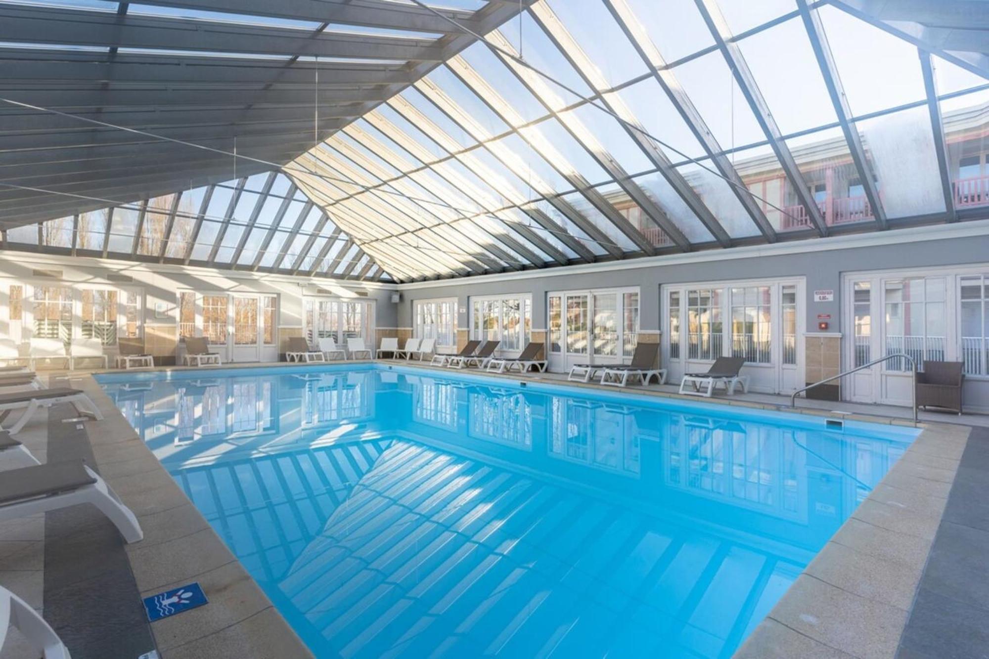 Beautiful Flat With Swimming Pool Tennis Court And Private Car Parking 09 Le Touquet Luaran gambar