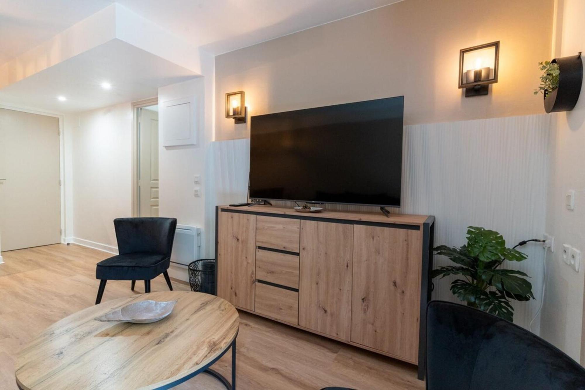 Beautiful Flat With Swimming Pool Tennis Court And Private Car Parking 09 Le Touquet Luaran gambar