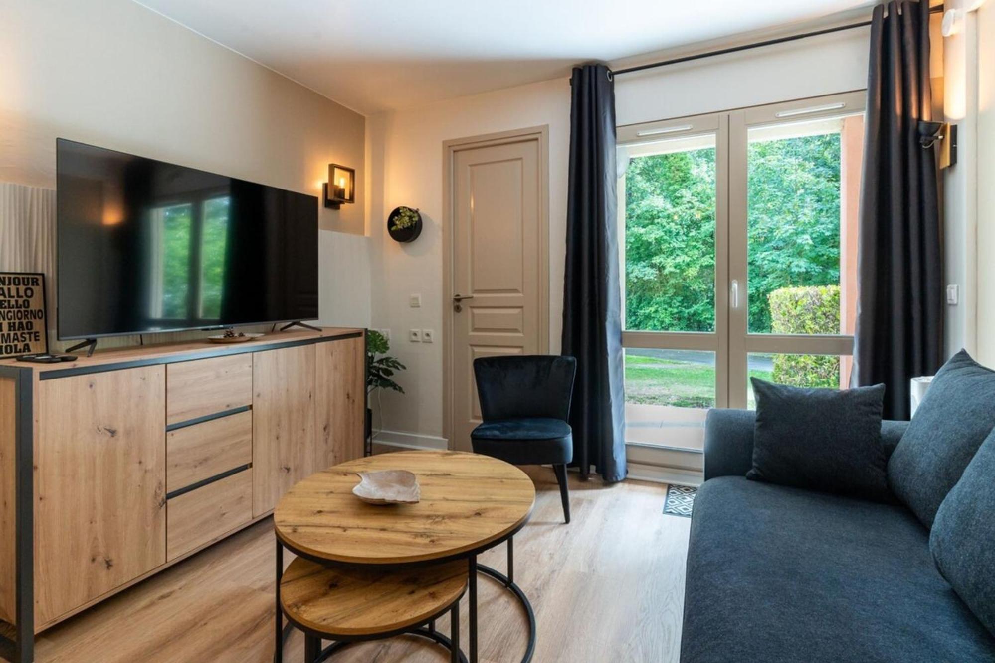 Beautiful Flat With Swimming Pool Tennis Court And Private Car Parking 09 Le Touquet Luaran gambar
