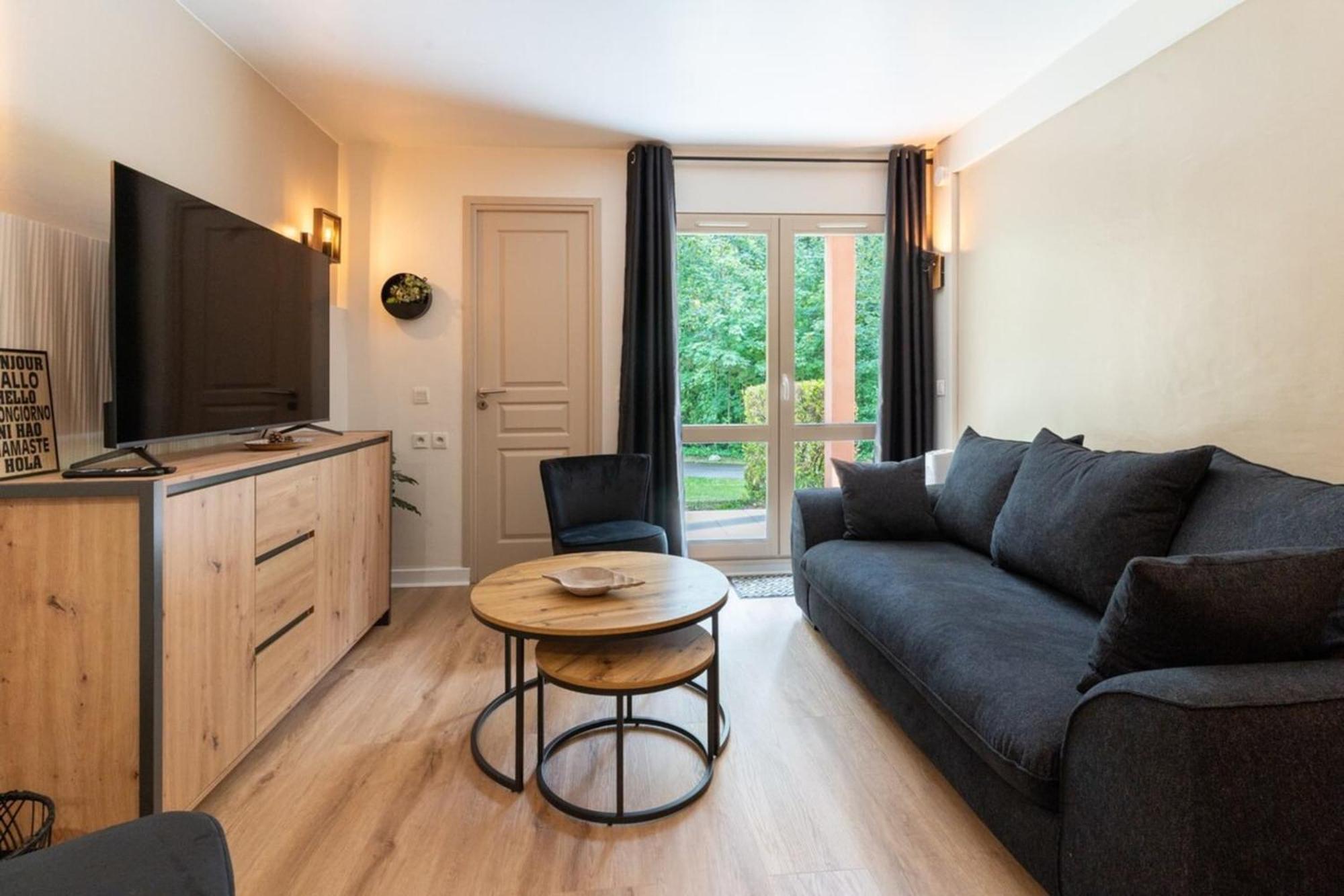 Beautiful Flat With Swimming Pool Tennis Court And Private Car Parking 09 Le Touquet Luaran gambar
